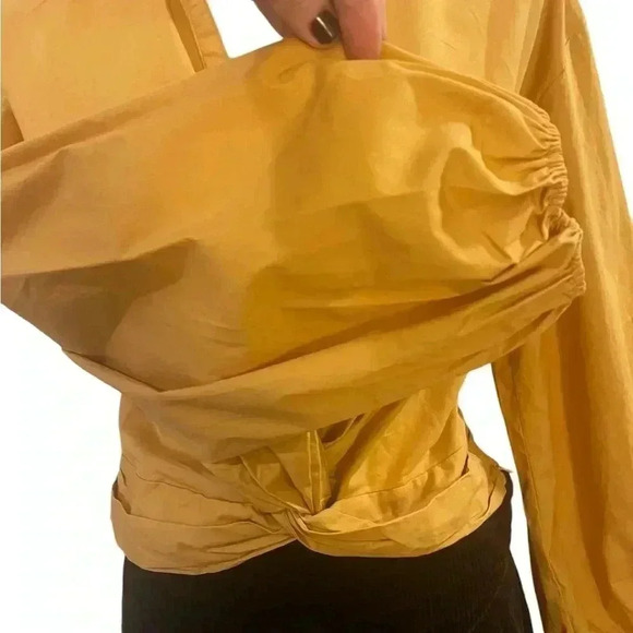 Anthropologie Sundays in Brooklyn twist front long sleeve blouse medium NWT - Picture 4 of 9